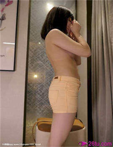 男孩与鹈鹕